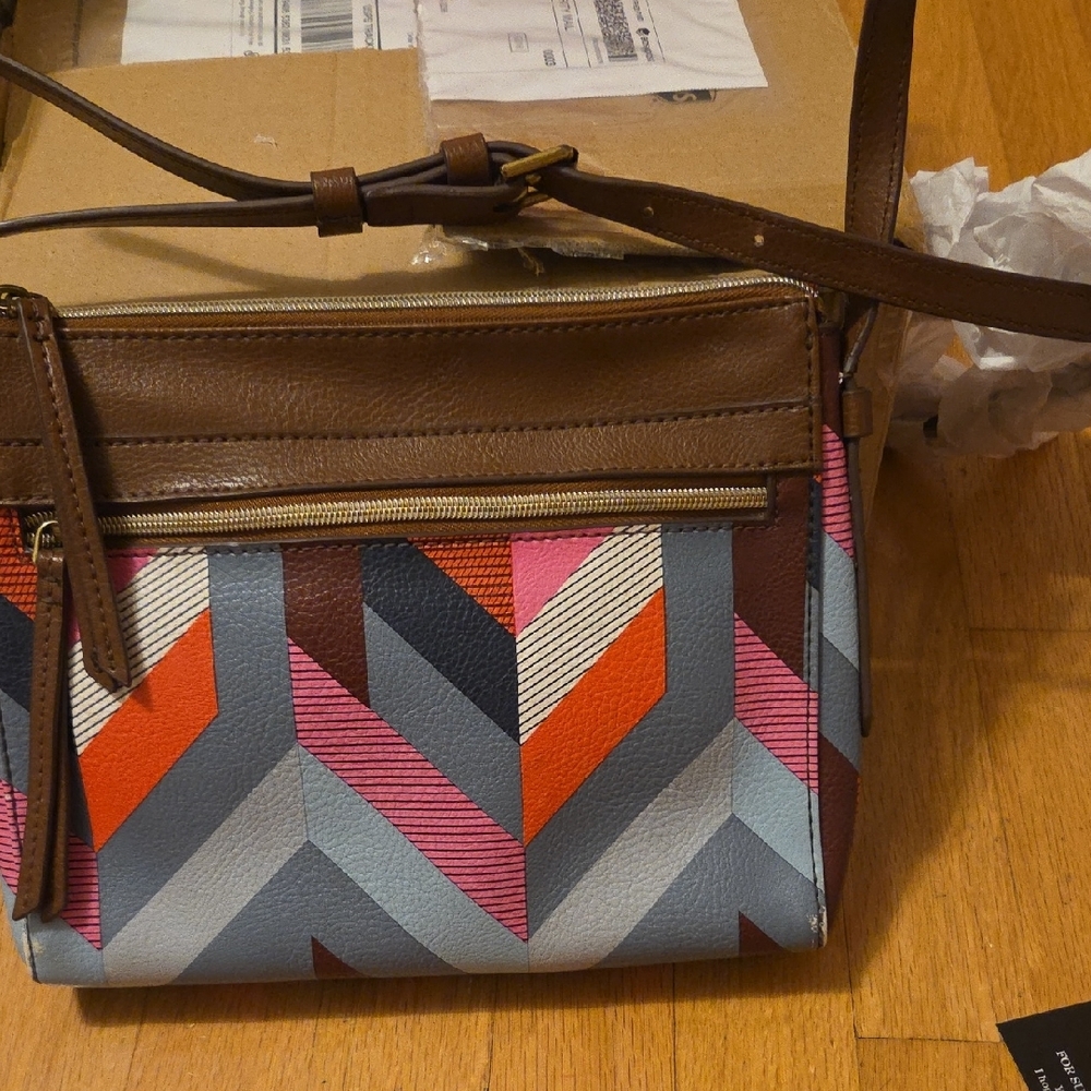 Fossil   Purse New Brown and Pink Chevron - Picture 4 of 4